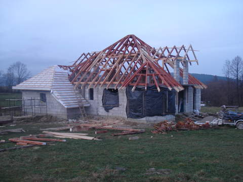 od strony wieżyczki