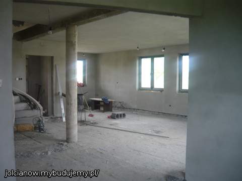 Widok na salon i kuchnię