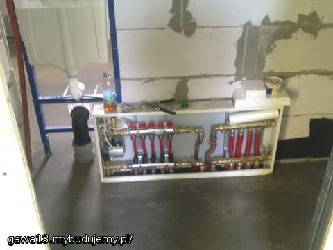 wszystkie rurki podpięte