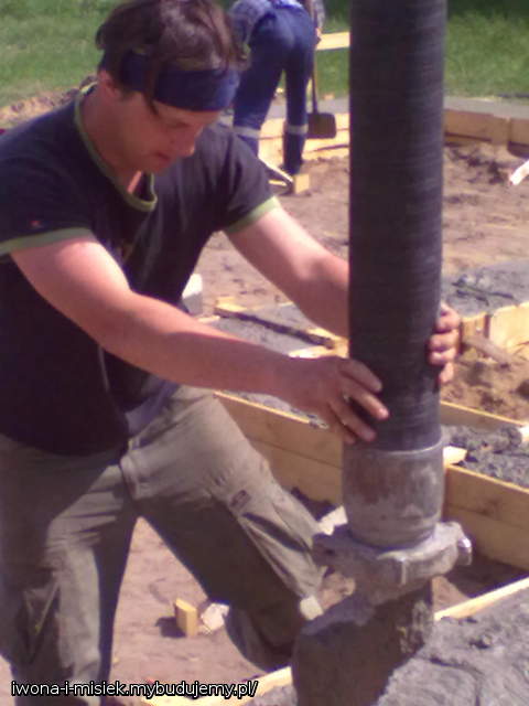 Mąż ciężko pracuje :)