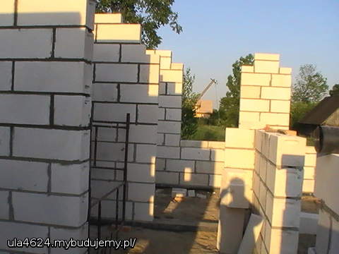 złapało cień paparazziiiii...