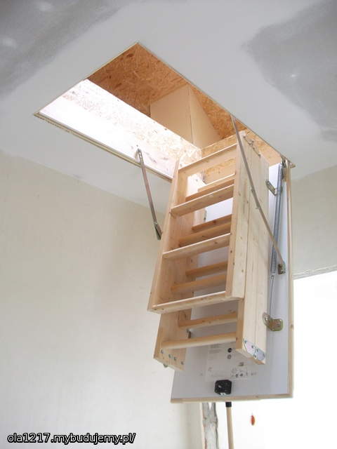 schody na strych