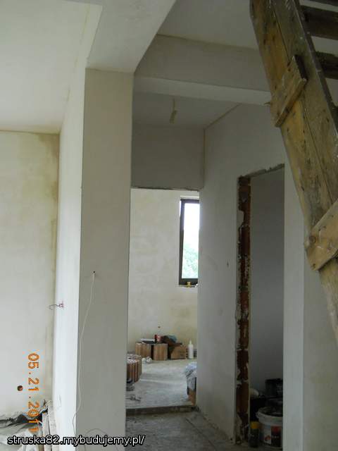 przejscie do łazienki i pokoju